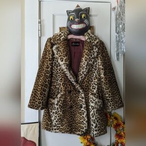 Sportowne vintage faux fur coat sz 8